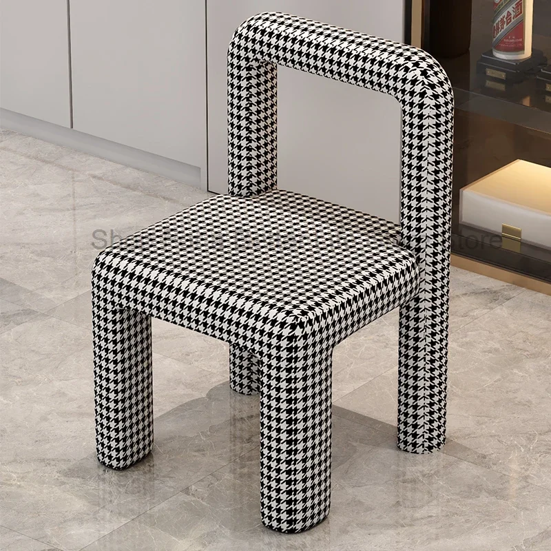 Modern Designer Nordic Chair Floor Accent Soft Chair Fabric Chair Minimalist Style Backrest Cadeiras Living Room Furniture