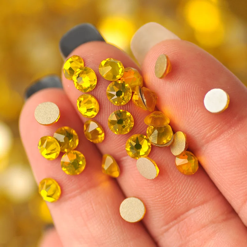 2088 Citrin-Strasssteine ohne Hotfix, flache Rückseite, 8 große und 8 kleine Glitzerkristalle für DIY-Nagelkunst und Kleidungsdekoration – Detail 6