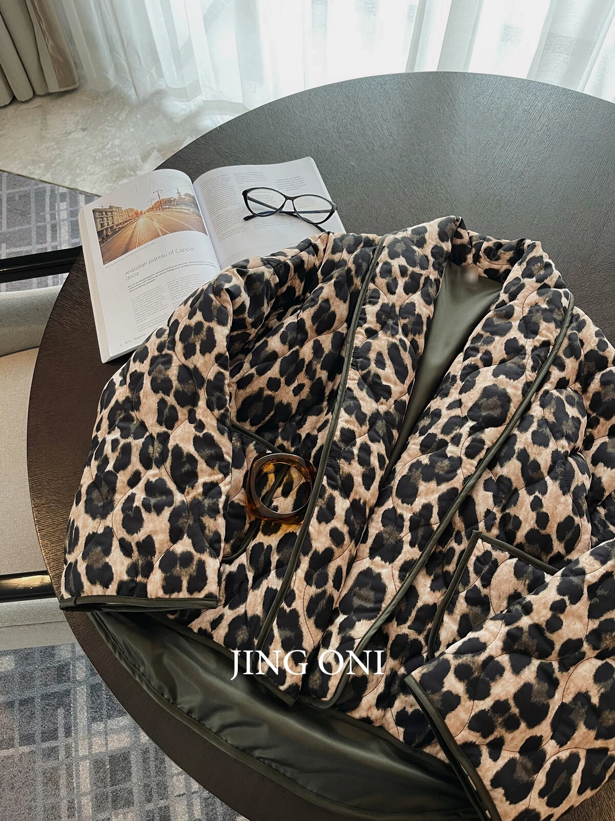 Imagem -06 - Jaqueta Curta Leopardo Feminina Roupa de Inverno Estilo Coreano Cabolsas Vintage Top Coat Parkas Elegantes Luxo Y2k