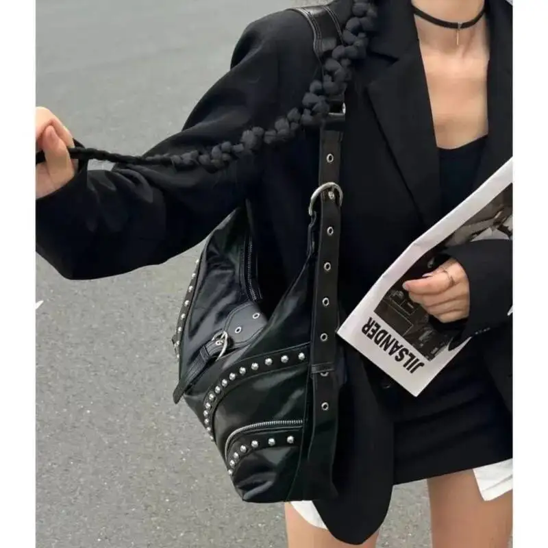 Bloom Hot Girls Black Bags Y2k Women Vintage Rivet Large Capacity Shoulder Crossbody Bag Ladies Retro Casual Handbag