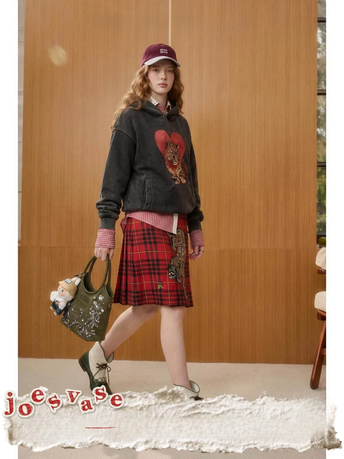 

Jo And Flower Vase X Lab Women's Fce Lined Hoodie Loose Faionable Autumn New Sle Long Sve Heart Patterned Top