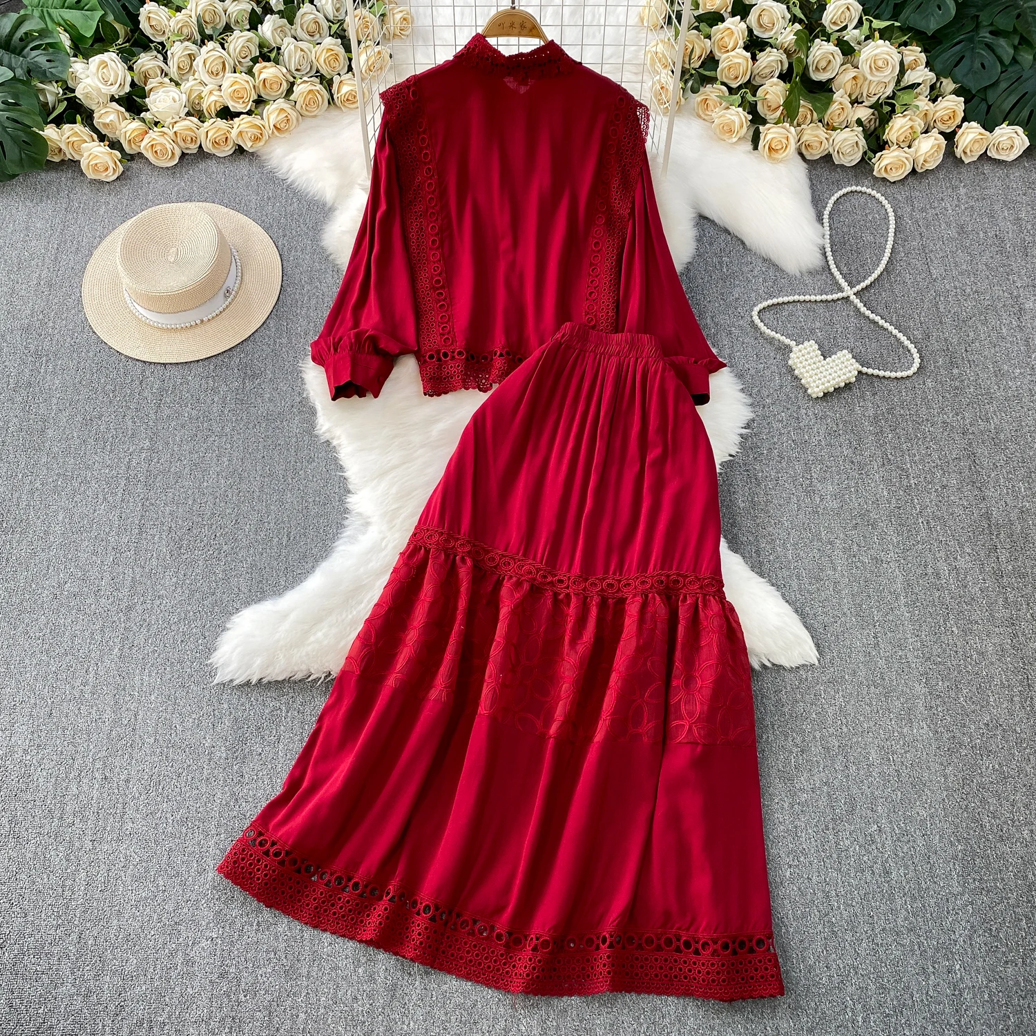 Rok Renda Musim Panas Dua Potong Set Kerah Kancing Sebaris Kemeja Lengan Panjang Pola Bunga Setelan Rok Tambal Sulam Set Wanita Prancis