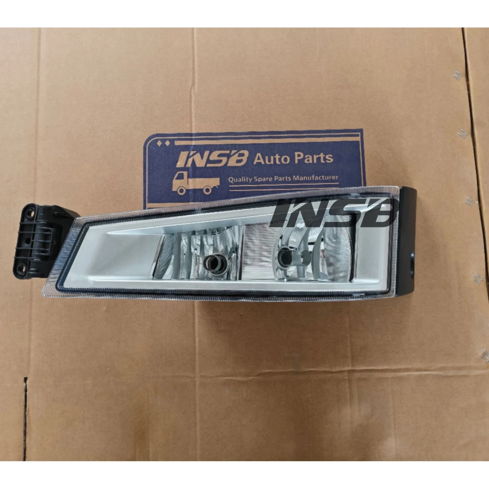 INSB OEM Number 82140763,84186279,82140744,84186281 Dual-Hole Fog Lights 24V Front Fog Lamp 1 Pc for Volvo FH Vers.4 FH4 Truck