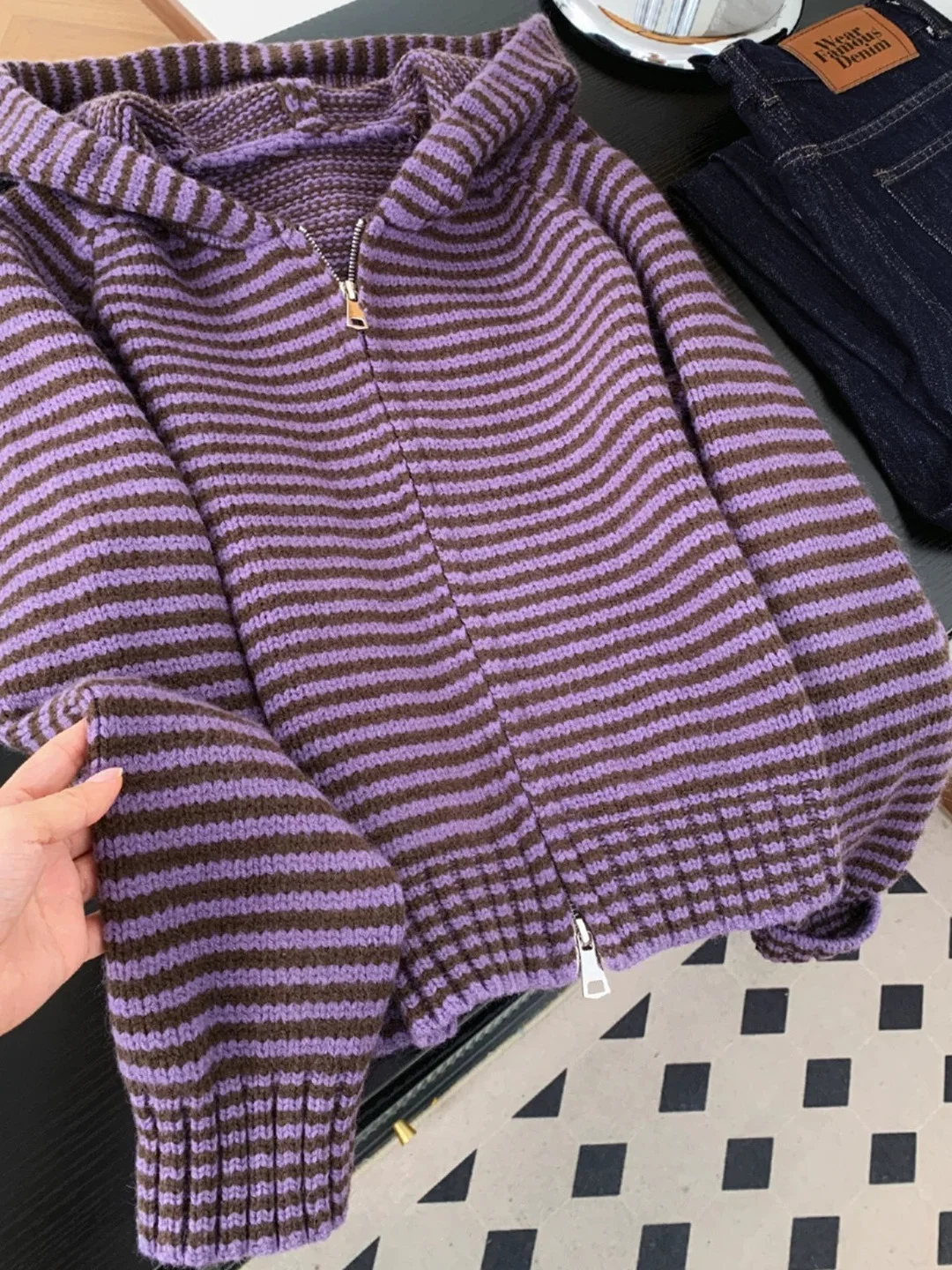 Maglione con cappuccio a righe stile pigro Donna Autunno Inverno Giacca cardigan lavorata a maglia con cerniera casual allentata Top versatile a maniche lunghe