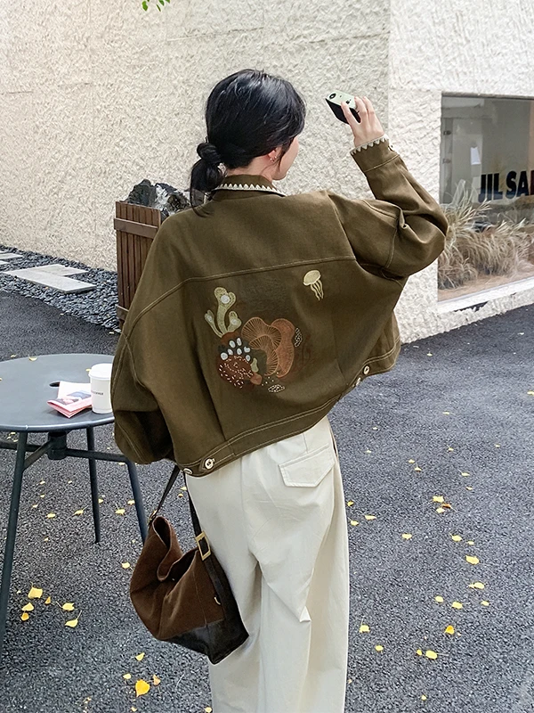 Faionable Retro Casual Jaet Women's ort Early Spring Autumn 2025 New Small Size Ele Versatile Top Ladieswear