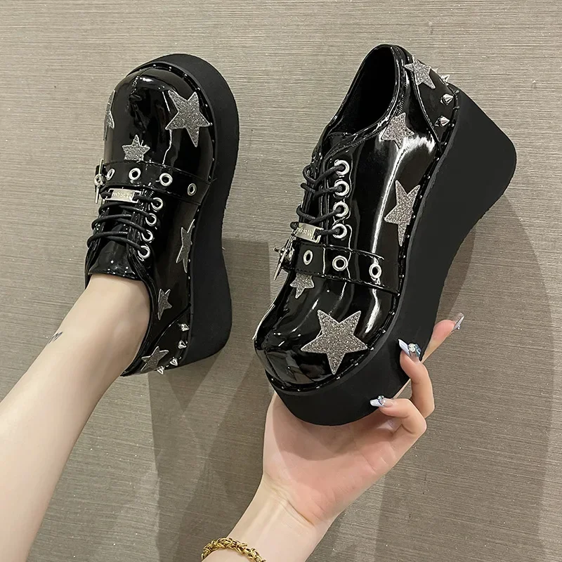 Punk Platform Wedge Shoes for Women Rivet Decoration Ankle Boots Woman Black Jk Lolita Shoes New Design Patent Leather Lady Shoe