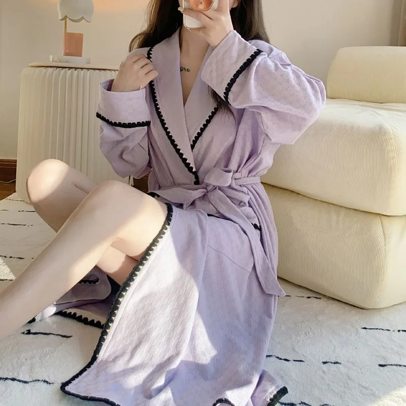 Long Sleeve Sweet and Sexy Pure Cotton Sense of Advanced Long Pajamas Bathrobe Robes for Women Night-robe Female Spring  Autumn