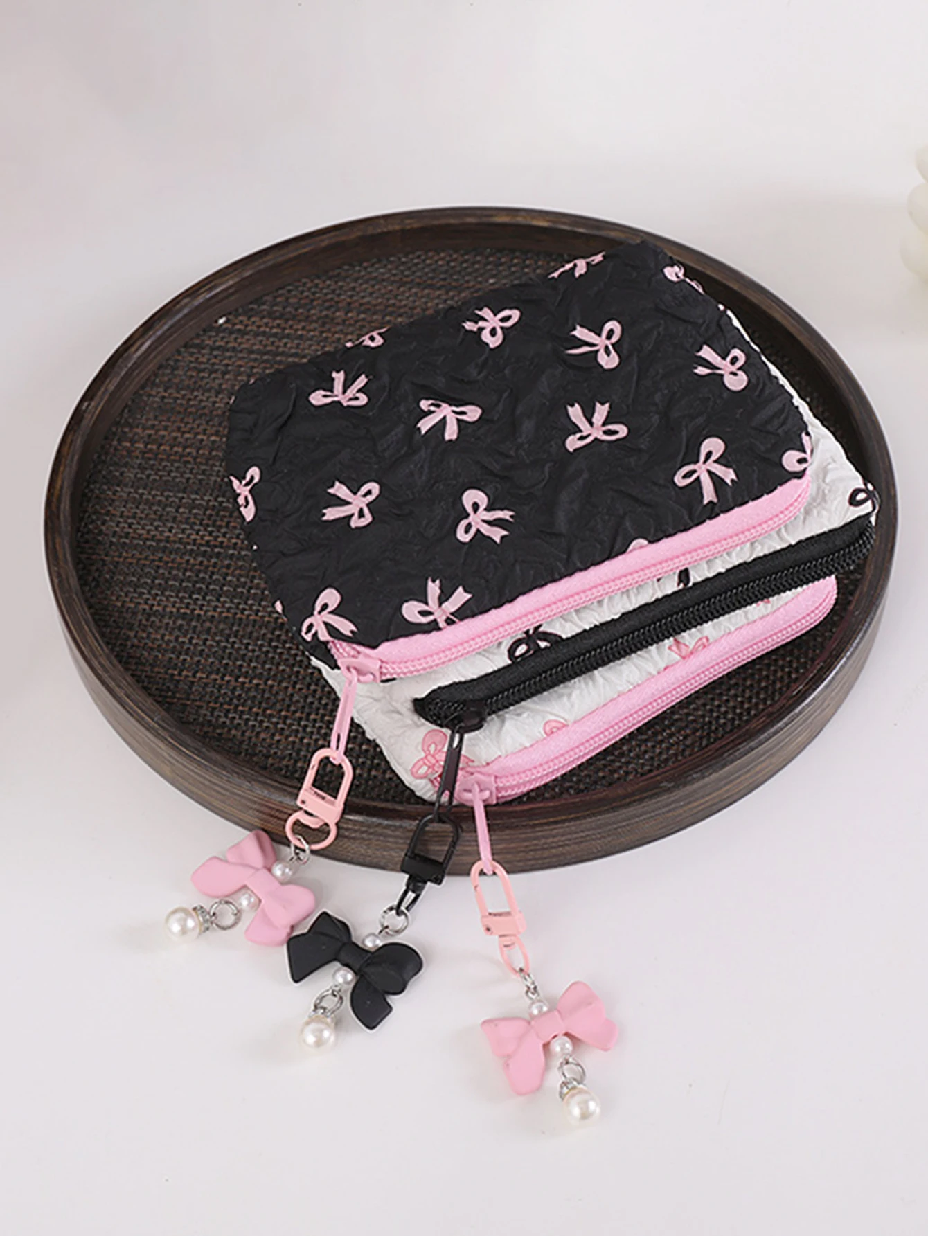 Plissierte Kosmetiktasche mit Schleife | Baumwoll-Kosmetiktasche für Damen, gesteppt, Reise-Make-up-Organizer für Mädchen, tragbare kleine Schleifen-Kosmetiktasche – Detail 10