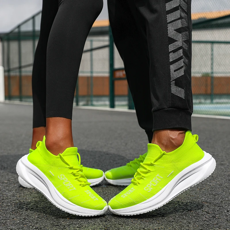 Neutral High-Tech Knitted Running Shoes 3D Airflow Mesh Quantum Cushioning Midsole for Gym Jogging Commuting Non-Slip Honeycomb view 2