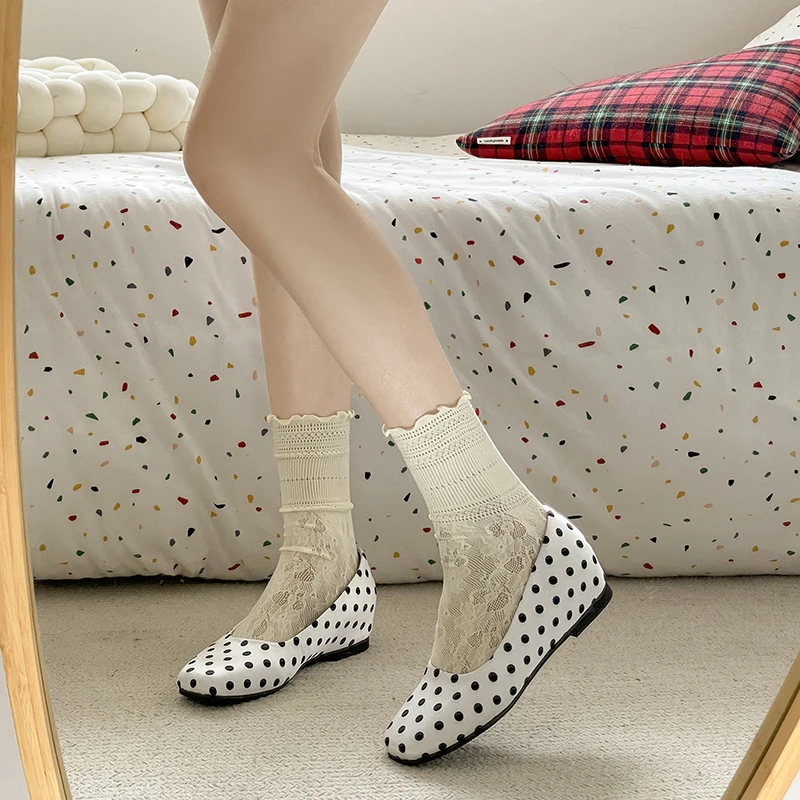 Retro Women's Mary Jane Shoes Exquisite Square Head Casual Shoes for Woman Fashion Flat Ballet Shoe Designer Shoes Zapatos Mujer 3