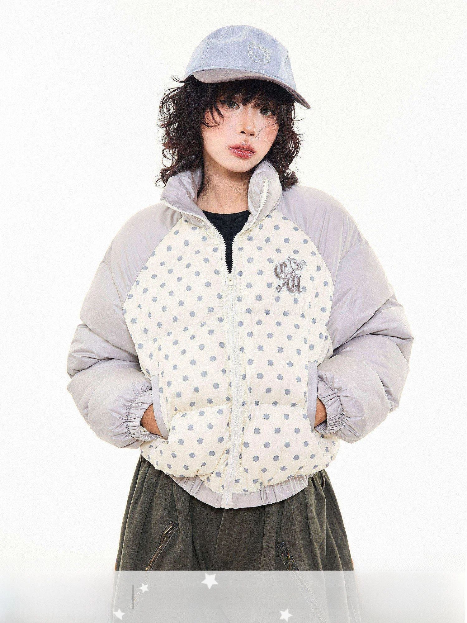 

Thiened Cotton Jaet Women's Street Sle ort Loose Fit Stand Collar Embroidered Polka Dot Patchwork Winter Coat