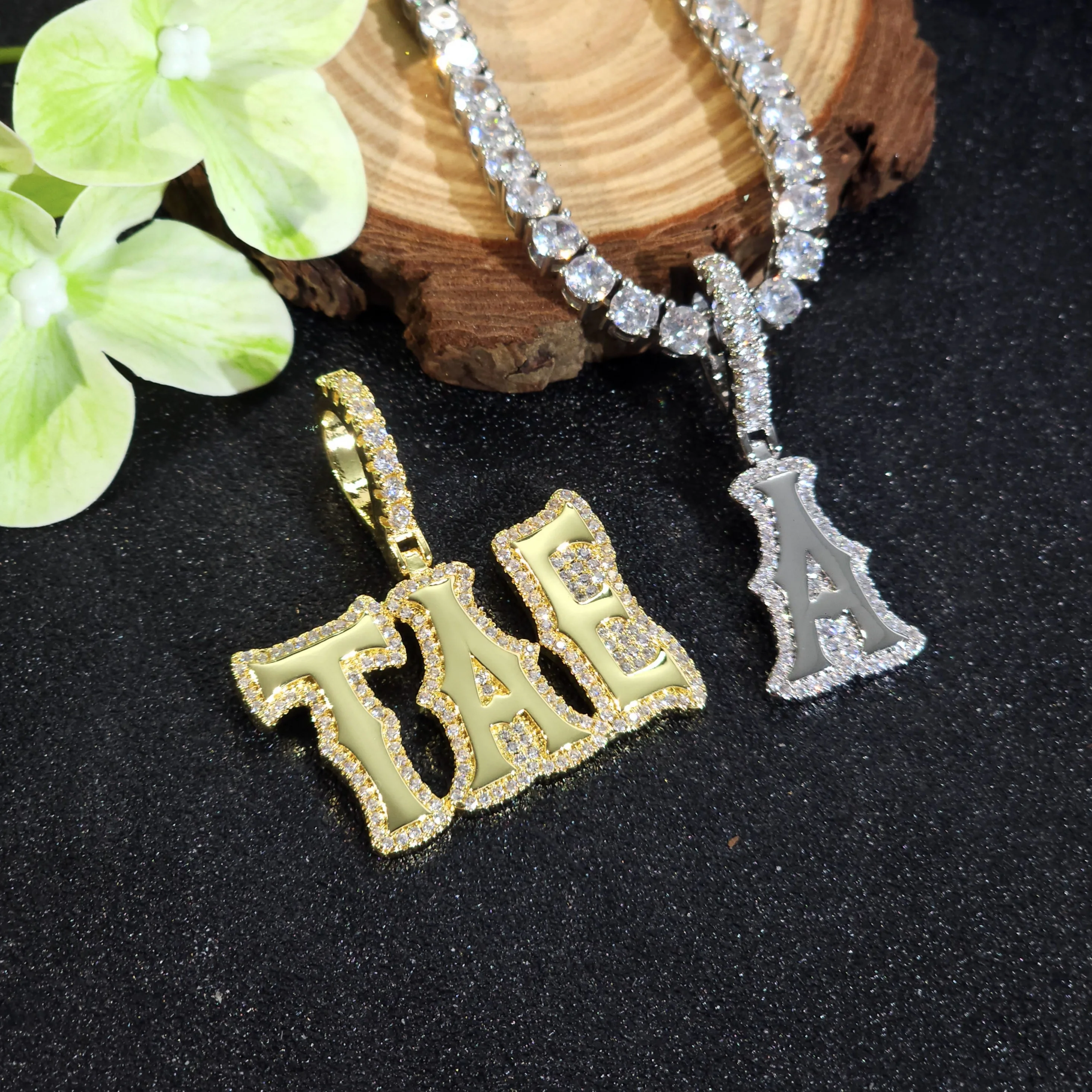 

Custom Double Layers Gothic Font Letters Pendant Iced Out Cubic Zirconia Necklace Personalized Hiphop Punk Jewelry For Women Men