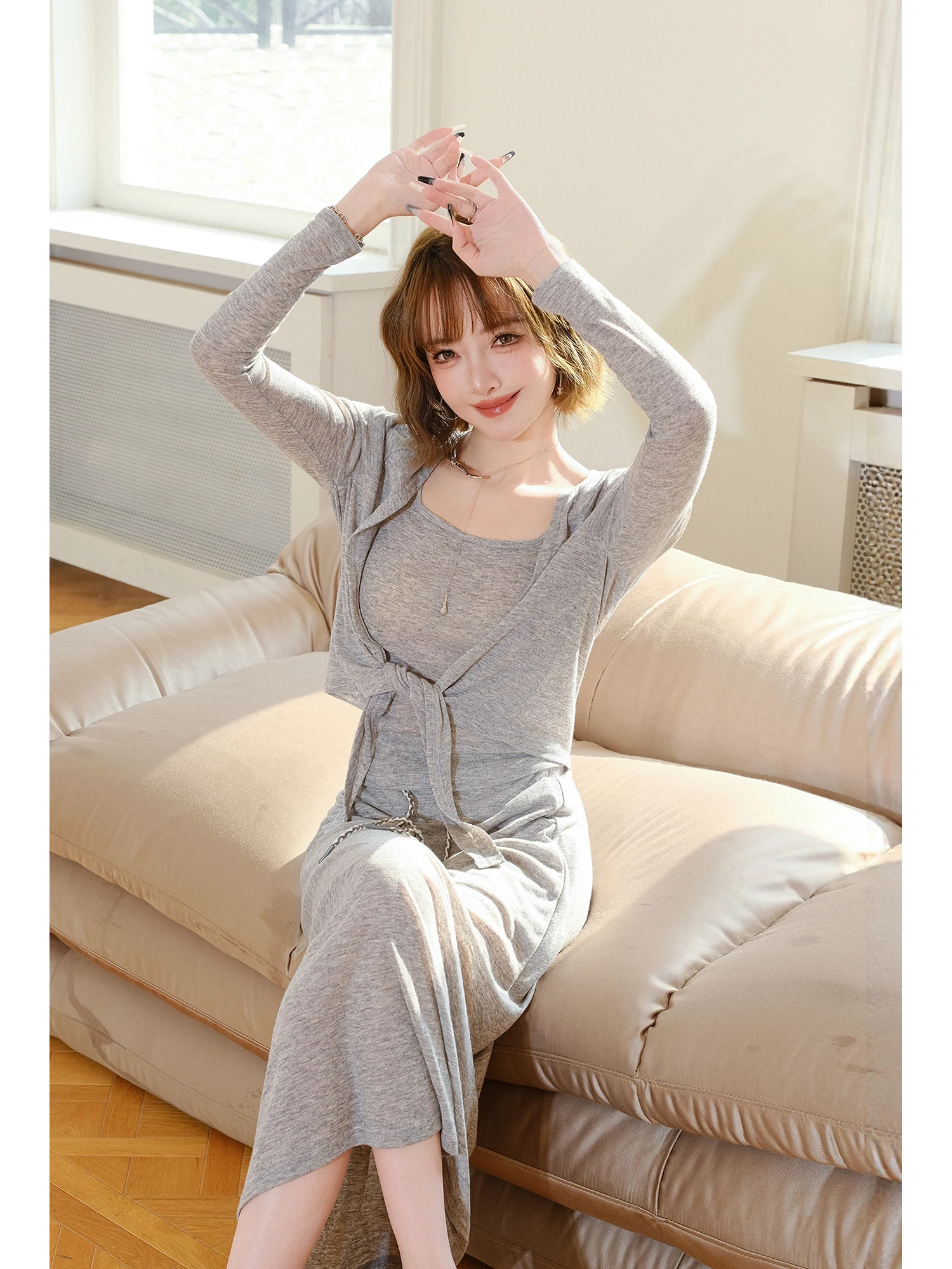 

Comfortable Str Relief Tee Piece Set Simple Knitted Vest Cardigan Skirt Ensemble Long Sve Flip Collar High Waist