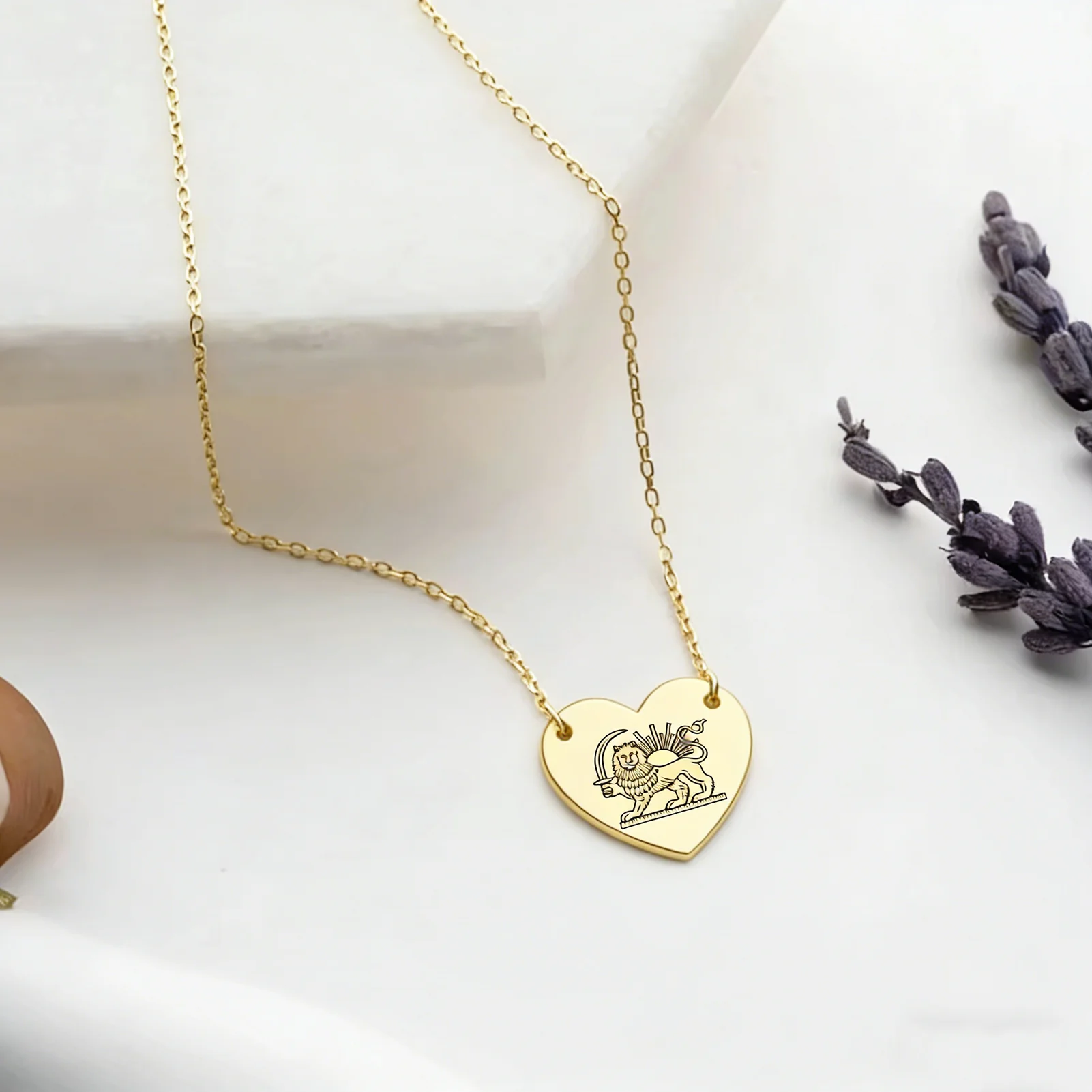 CoolTime Vintage Iranische Halskette mit historischem Löwen- und Sonnenherz-Anhänger für Damen und Herren, klassisches Iran-Symbol, Persien-Schmuck, Geschenk – Detail 3