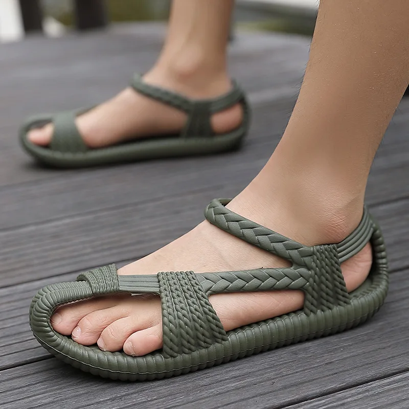 

Summer 2024 Men's Sandals Outdoor Indoor Dual-use Anti-slip Soft Bottom Beach Woven Clog Slippers Casual Breathable Flat Heel
