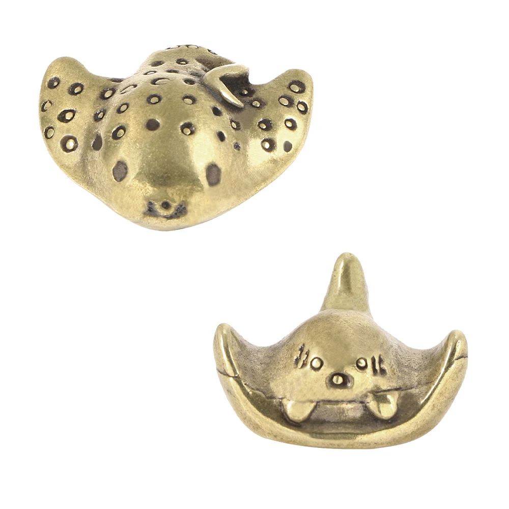 

Cute Devil Rays Brass Figurines Marine Organism Decorative Figurines Manta Ray Devil Fish Desk Decoration Creative Souvenirs