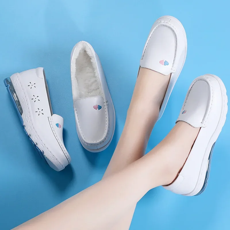 Winter New Woman Nurse Flat Shoes Fashion White Slip on Comfort Moccains Shoes Warm Plush Loafers Women Wedge Platform Sneakers