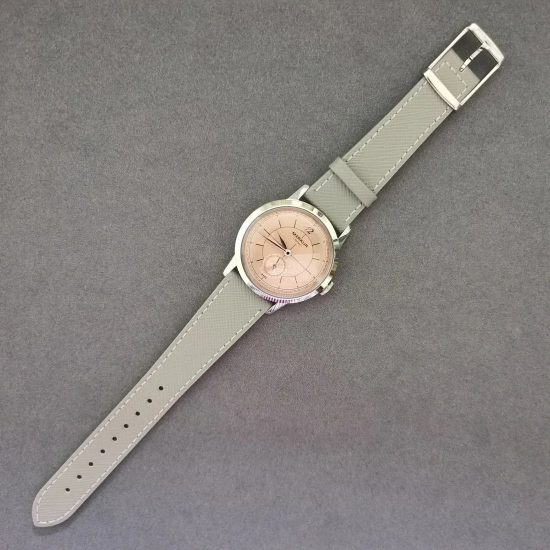 MERKUR ساعة طيار للرجال 38 ملم ساعة يد ميكانيكية ملفوفة يدوية 50 متر مقاومة للماء KM زجاج سمك السلمون