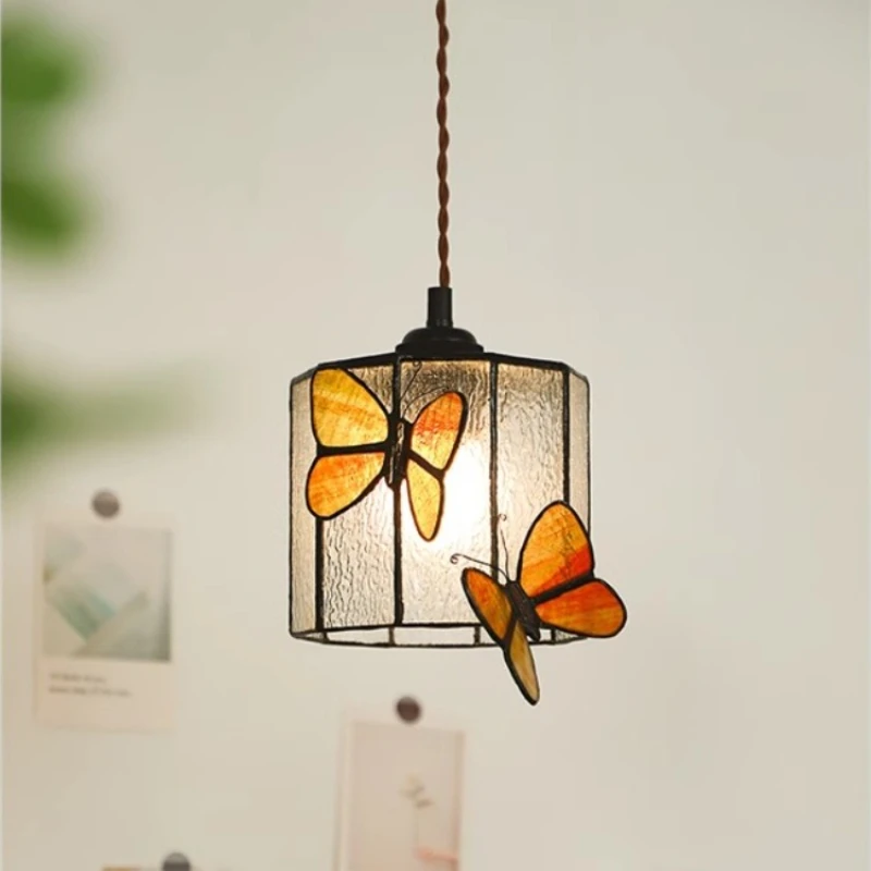 

American Retro Colorful Butterfly Glass Pendant Lights Restaurant Bar Foyer Balcony Bedroom LED Chandeliers Illumination Fixture
