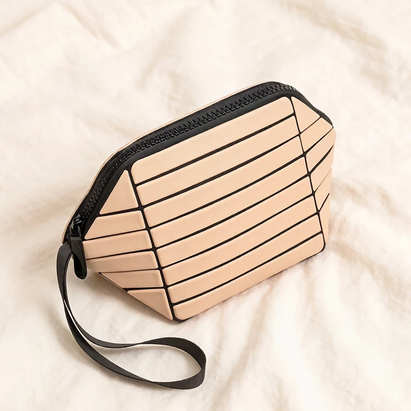 Patchwork Design Clutch Bag For Women Luxury Designer Wallet Purse 2026 New In PU With Wrist Strap Polygon Pouch Multiple Color