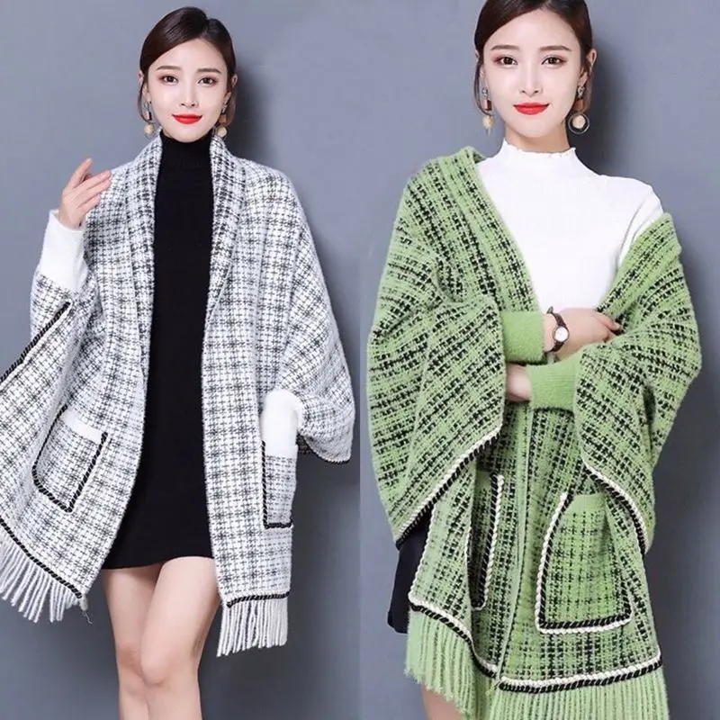 

2024 New Women Autumn Winter Big Pendulum Out Streetwear Thicken Plaid Print Soft Poncho Shawl Female Loose Cloak Coat T65