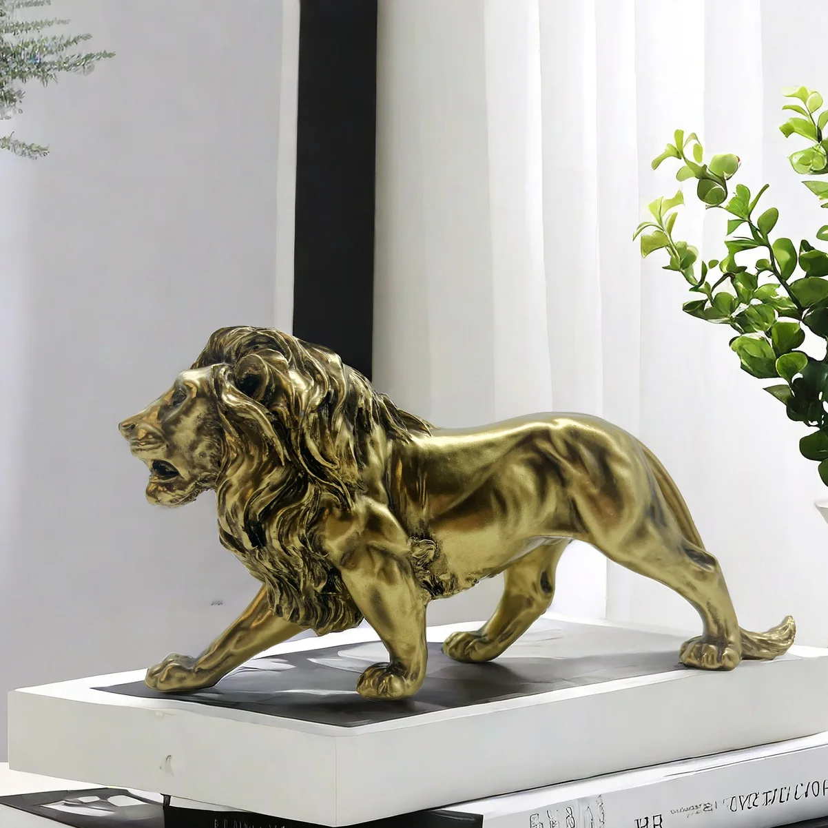 Modern Lion Figurine Resin Craft Decor for Living Room Office Boss Desktop Art Ornament