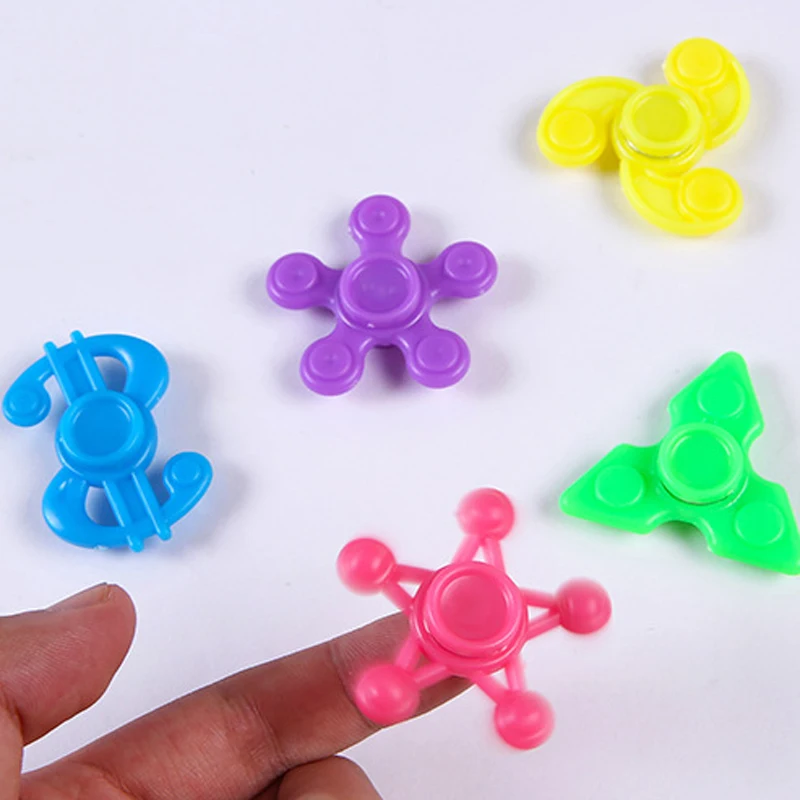 10pcs Mini Geometric Fingertip Gyro Plastic Rotation Toys for Treat Kids Gifts Birthday Party Favor School Rewards Goodie Filler