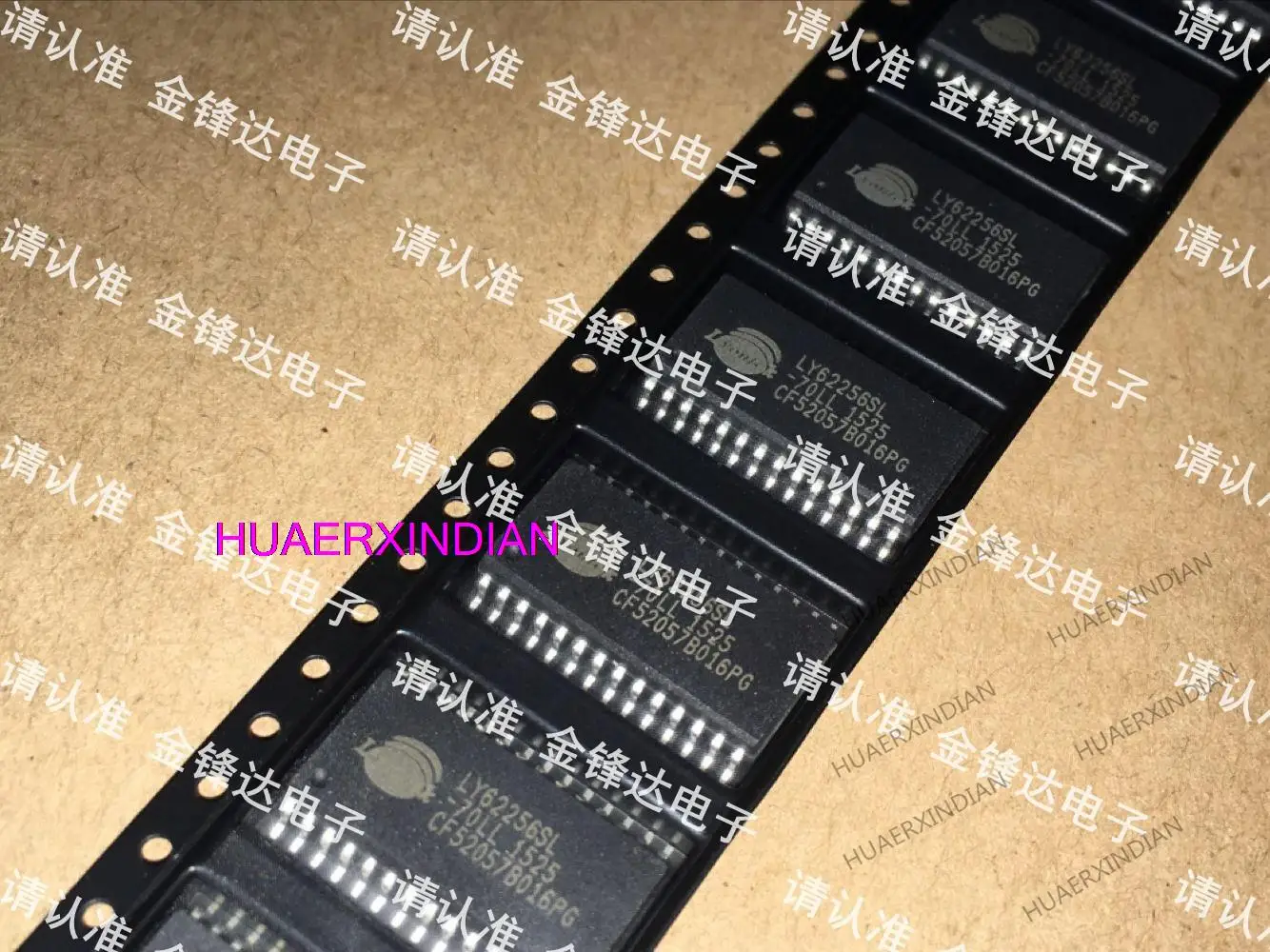 

10 шт. новый LY62256SL-70LL/LY62256SL-70LLI