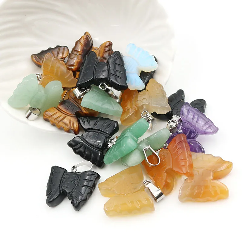10 قطعة/الحقيبة اليد منحوتة حجر عقد بحلية متدلية على شكل فراشة شفاء طبيعي كريستال كوارتز حجر الحيوان فراشة المعلقات لصنع المجوهرات