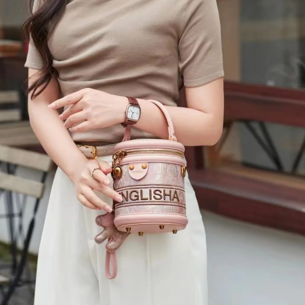 Fashionable Women's Hand-held Chinese Style Embroidered Bucket Bag with High Texture and Western Style Crossbody Pen Holder Bag