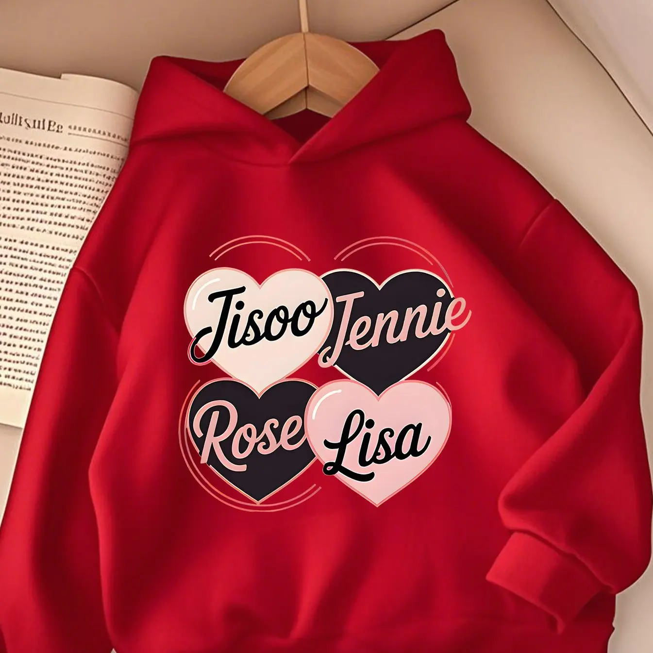 سويت شيرت رجالي بغطاء للرأس بأكمام طويلة مع طباعة حروف Jisoo Jennie Rose Lisa لملابس الشباب #3