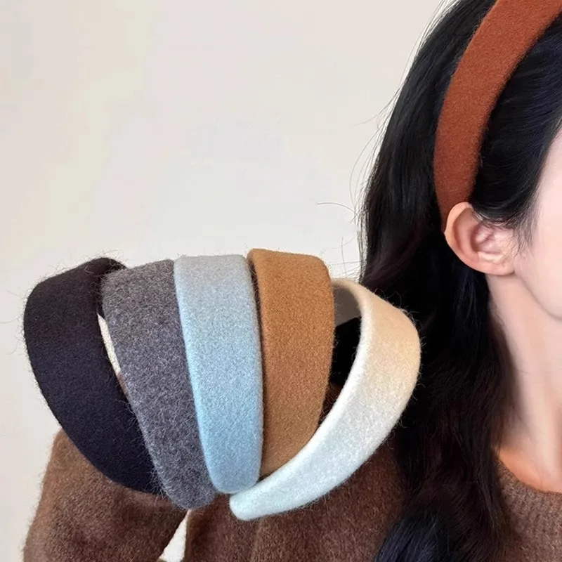 Autumn and Winter Solid Color Woolen Wide-brimmed Headbands for Women, Versatile Headwear for Going Out