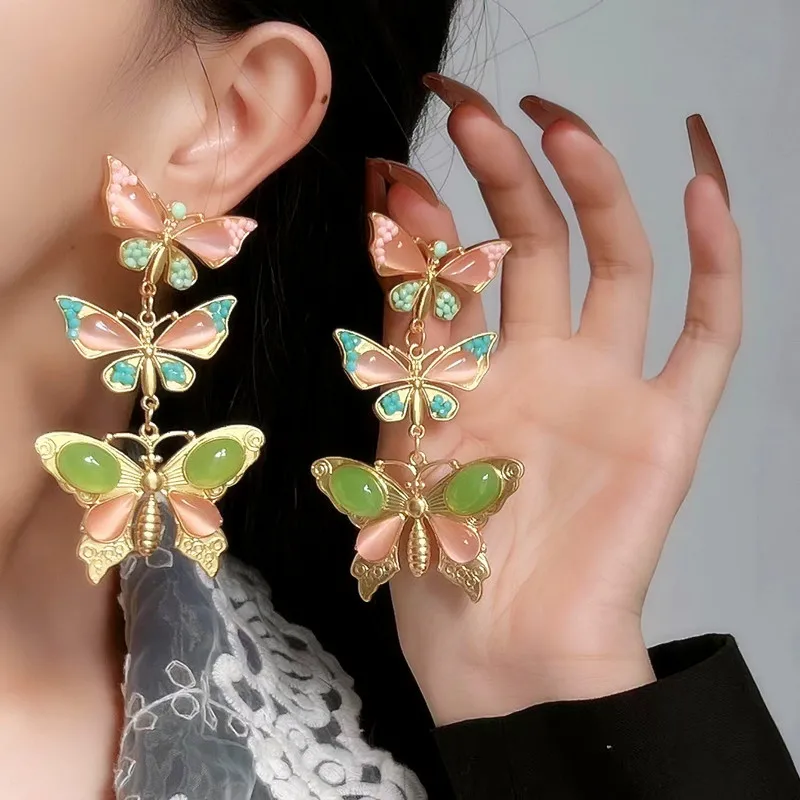 Butterfly ear accessories Dream Butterfly French retro cat\'s Eye 2023 new design sense ear studs 925 silver needle