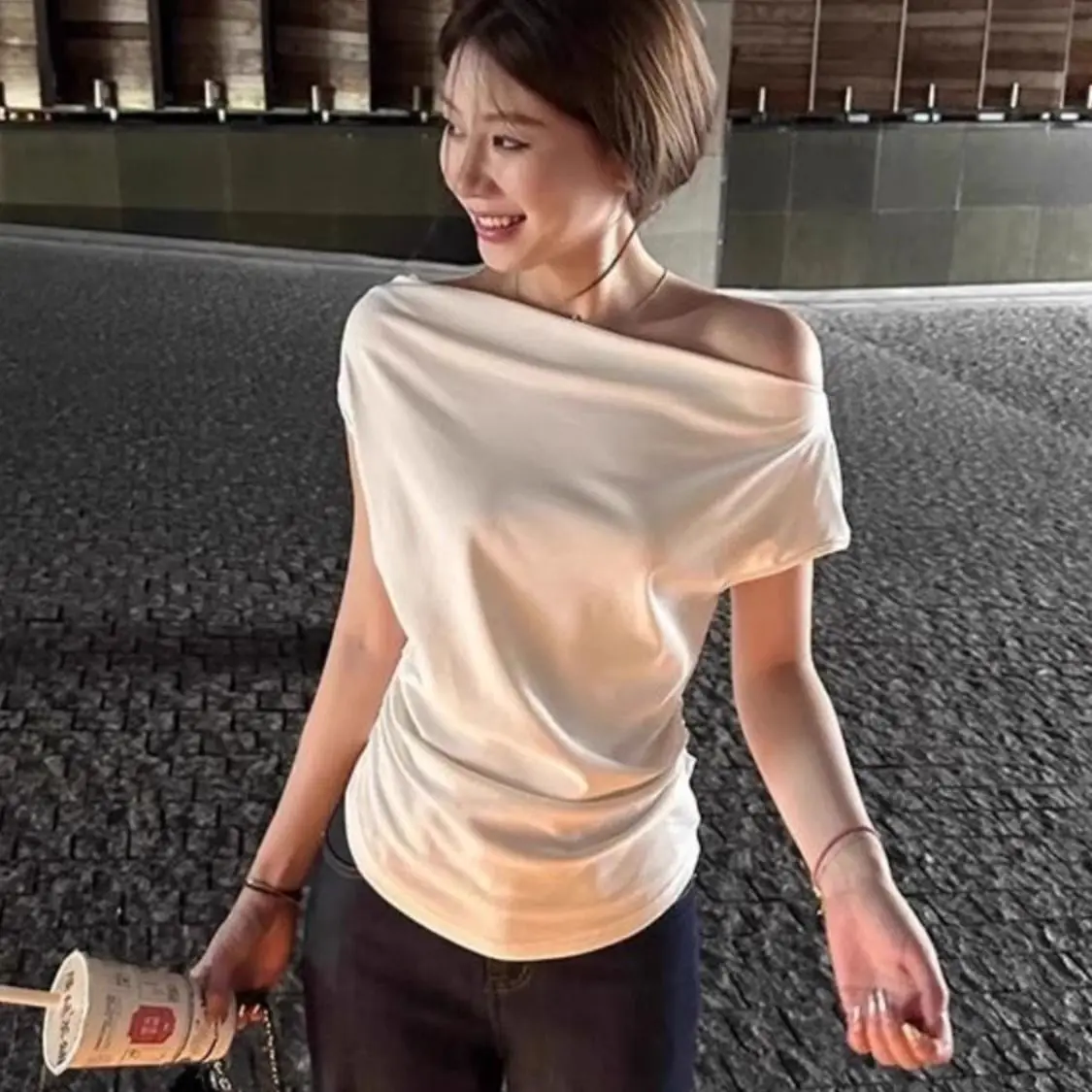 

Irregular Off-shoulder Pleated One-length Short-sleeved T-shirt for Women Summer New Diagonal Collar Top