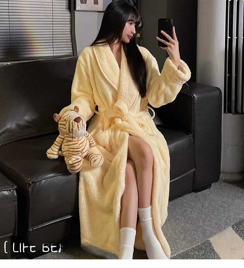 Plush robe for women-apricot