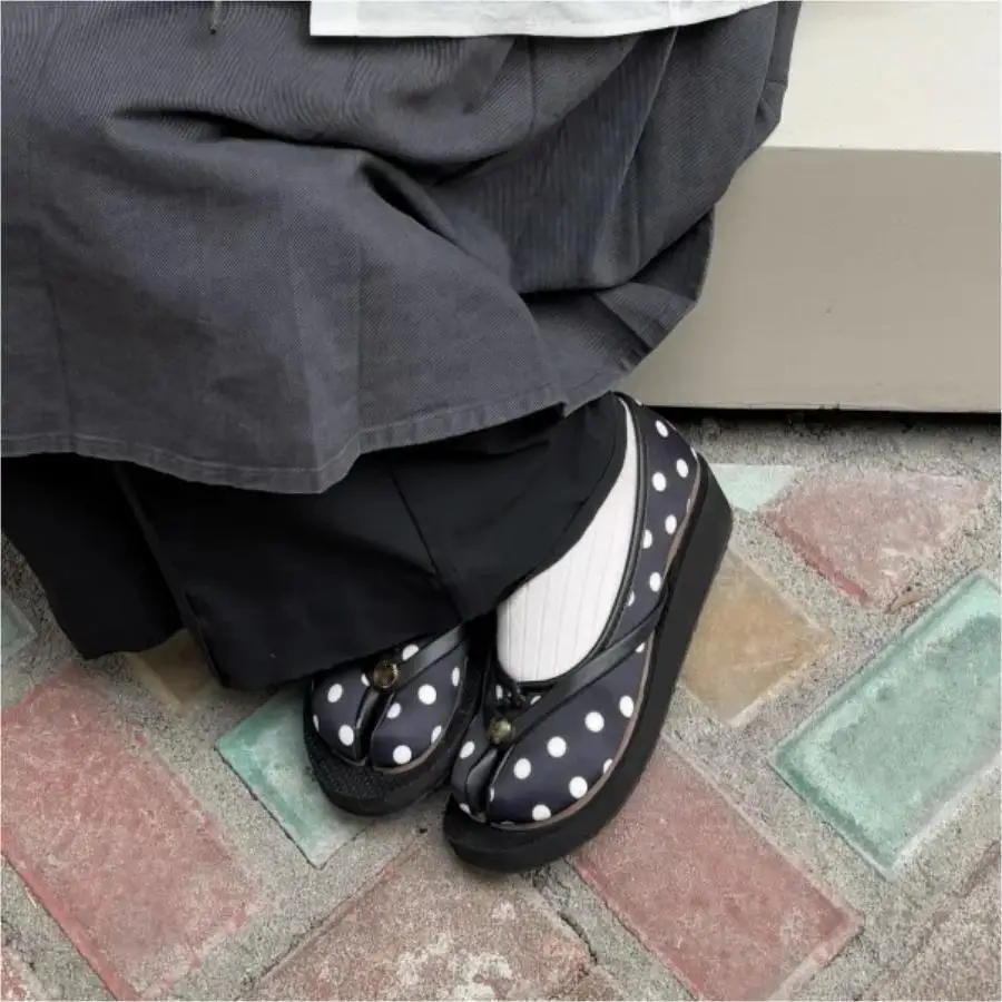 

Jinxixi Split Toe Tabi Shoes Women Flip Flops Fashion Polka Dot Platform Chunky Sole 2025 Retro Style Y2K Luxury Mary Jane