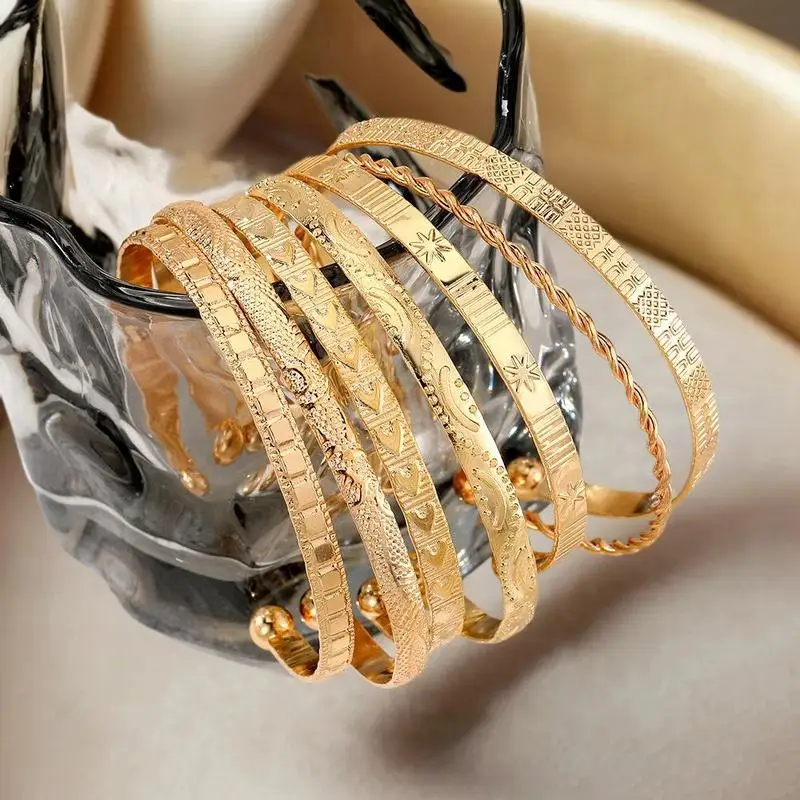 7 Pcs Punk Gold Bracelets Set Women Streetwear Goth Heart Charm Open Bangle Fashion Jewelry Gifts For Women