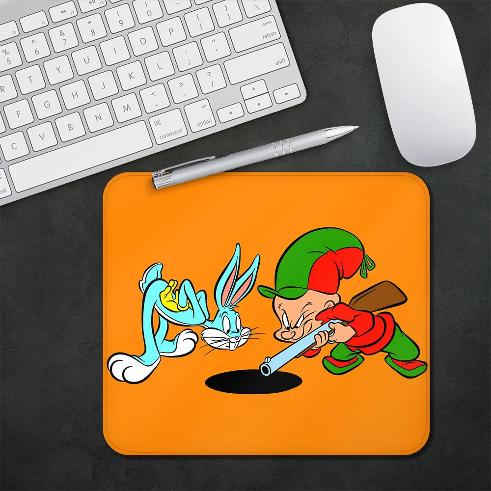 Cute Bunny Cartoon B-Bugs Gaming Mouse Pad XS Small Mousepad For PC Gamer Desktop Decoration Office Mouse Mat Deskmat Rug