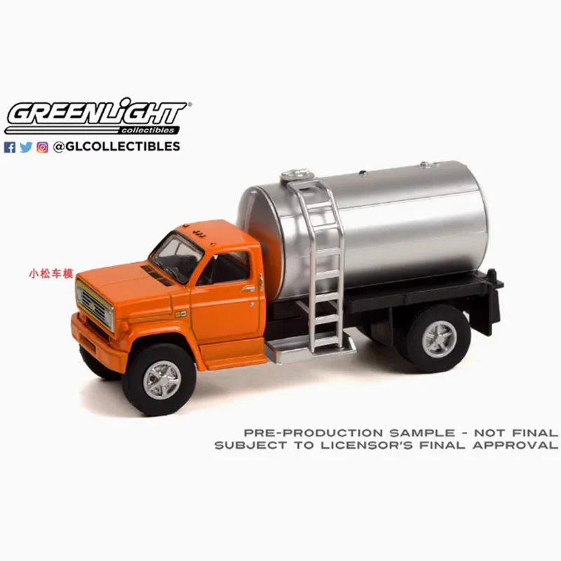 

Greenlight Diecast 1:64 Scale 1982 C-60 C60 Fertilizer Truck Alloy Simulation Car Model Collection Display Toy Gift