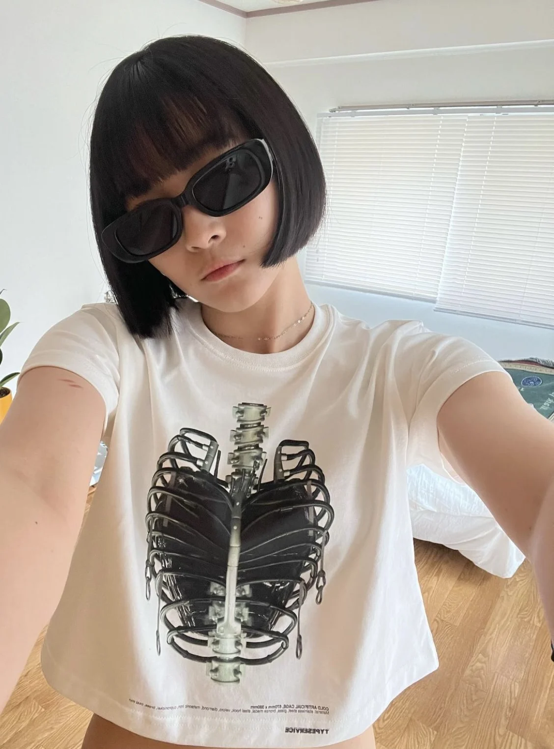 

Уникальный коврик SEI, летняя универсальная футболка с механическим узором и принтом ort Sve, повседневный топ, длина, круглая хлопковая футболка Ne