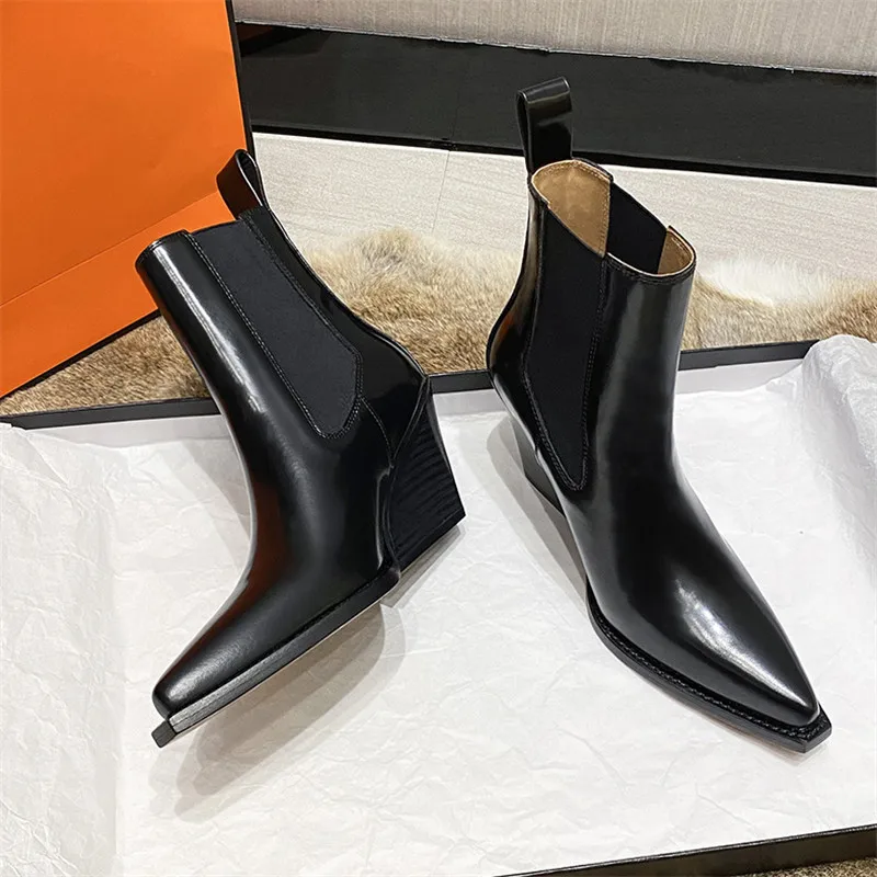 Szpiczasty nosek kobiety Chelsea Boots lakierki czarne krótkie botki damskie jesienne buty na koturnie szpilki Botas Mujer kliny