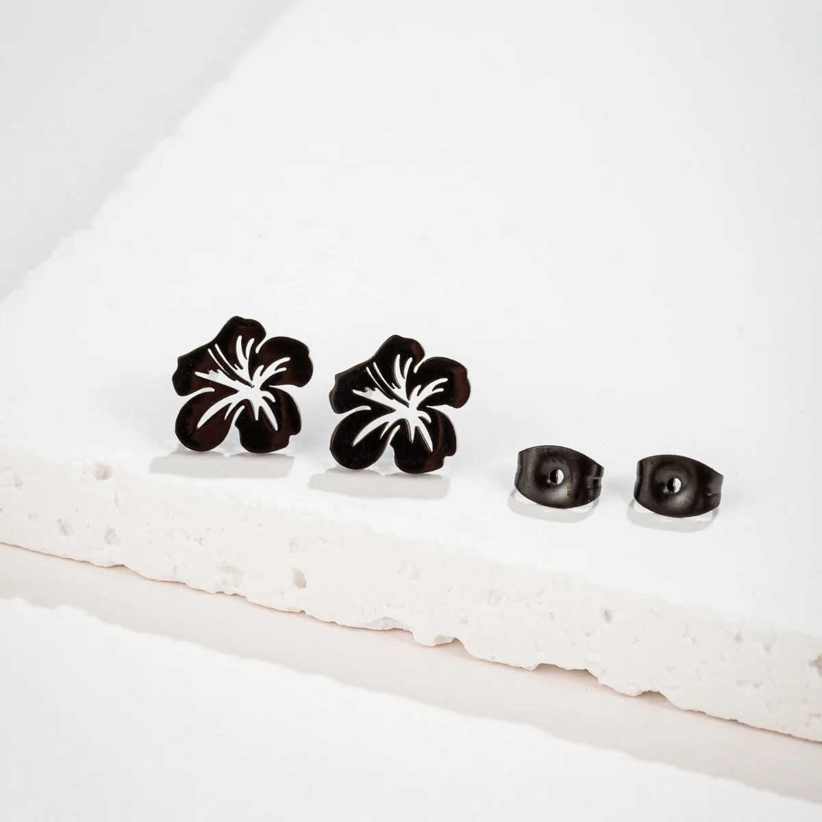 Korean Stainless Steel Flower Women Earrings Brincos Fashion Morning Glory Earings Piercing Jewelry Valentine Gifts - view 5
