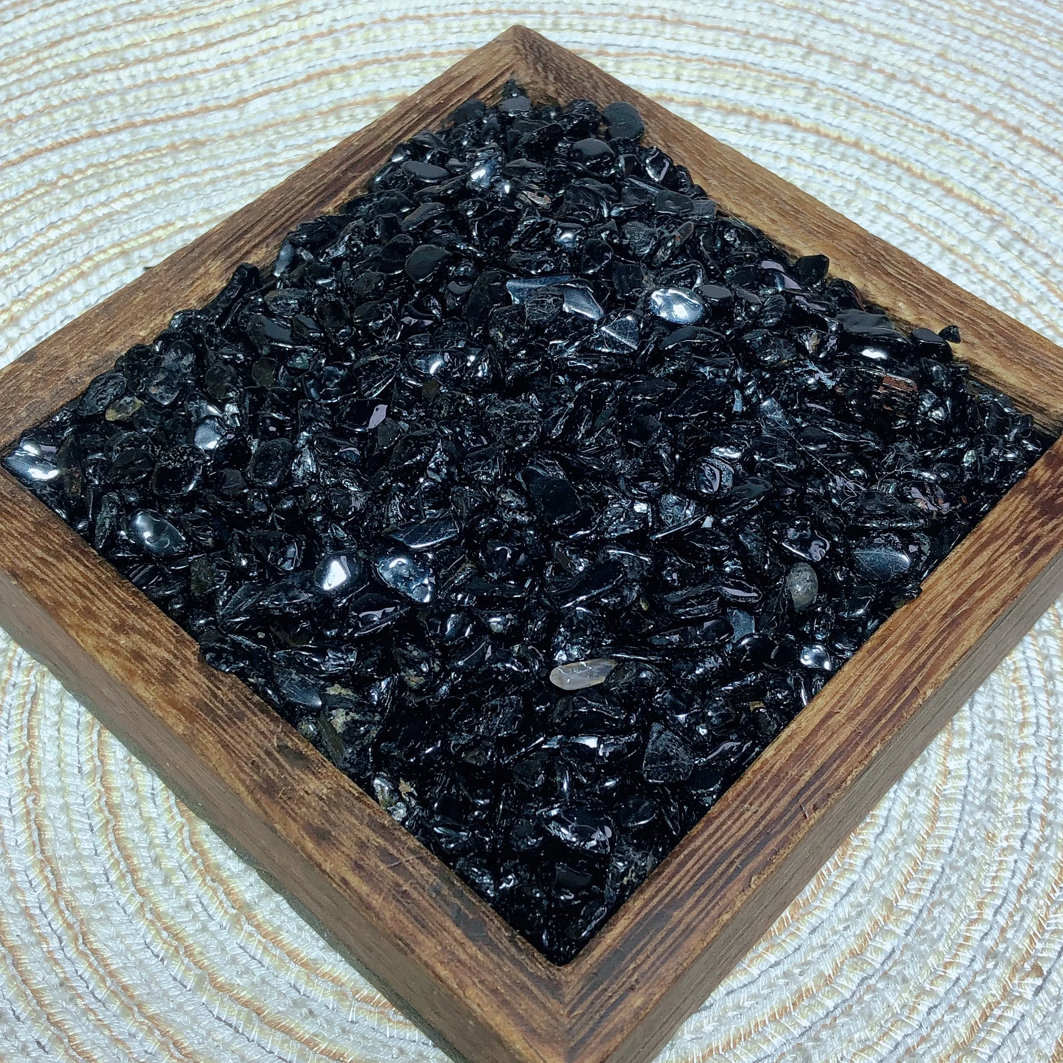 Natural Crystals Black Tourmaline Chips Polished Reiki Healing High Quality Room Decor Energy Mineral Energy Gift