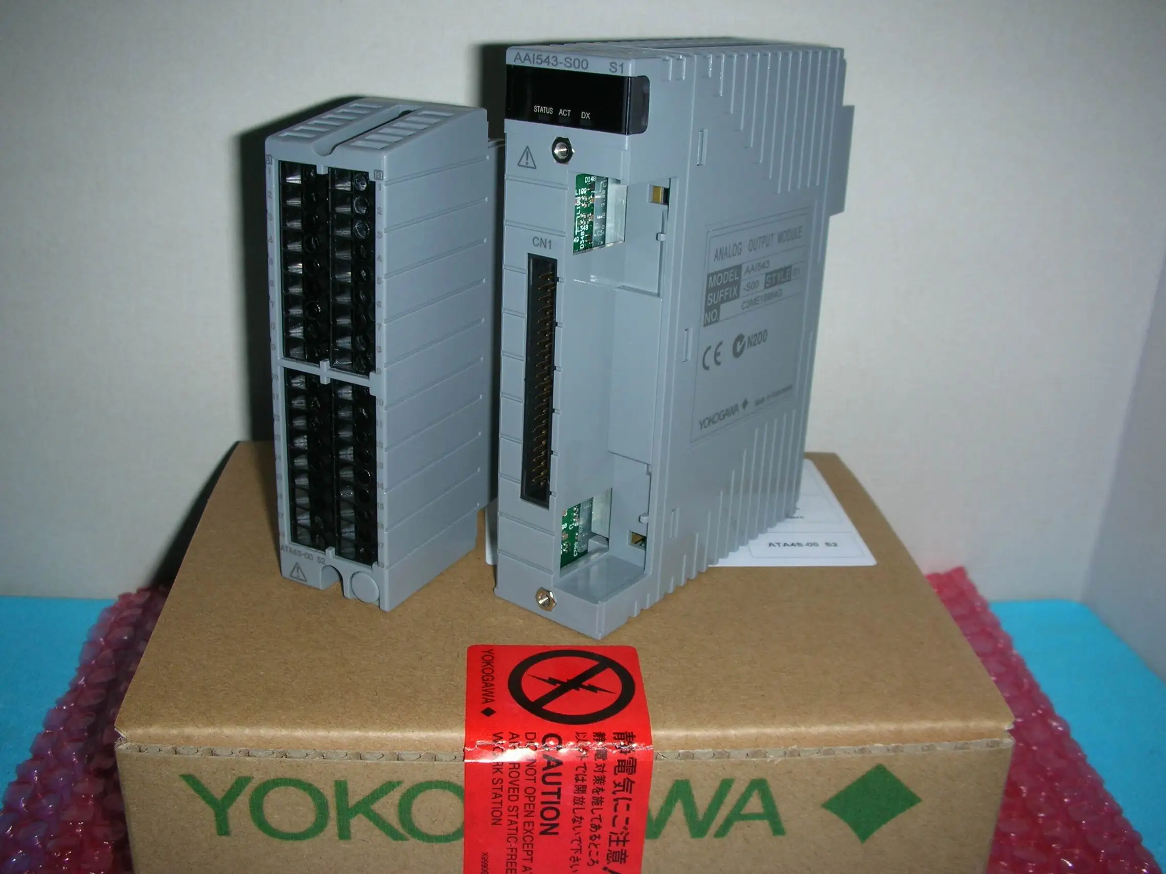 

YOKOGAWA DCS AAI543-S00 S1 + ATA4S-00 S2