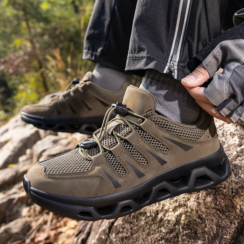 

Men's Hiking Sports Shoes Outdoor Thick Bottom Wear-Resistant Mountain Climbing Shoes Breathable Casual Low Cut Mesh Lined
