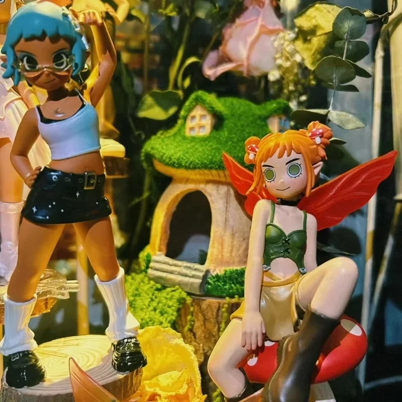 In Voorraad Perzik Oproer Punk Fee Serie Blinde Doos Gigi Frankie Poppy Meisjes Pop Kawaii Beeldje Anime Figuur Verzamelbaar Model Speelgoed