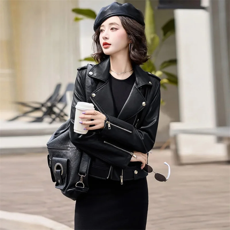 عالية الجودة بولي معطف معطف معطف جلد المرأة ربيع الخريف جديد قصير أبلى موضة السيدات معطف دراجة نارية دعوى سترة جلدية الأغنام