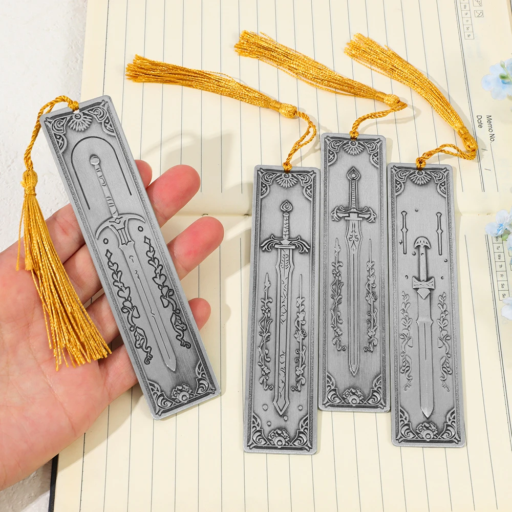 Medieval Engraved Sword Bookma - đánh giá và giá Resin Art Bookmark