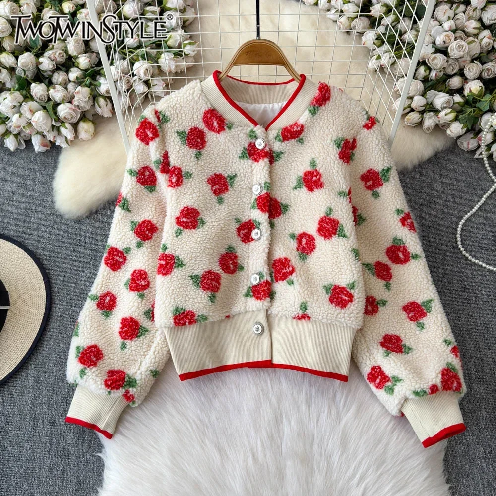 

TWOTWINSTYLE Floral Printted Chic Coats For Women O Neck Long Sleeve Patchwork Button Slimming Jackets Female Winter KDR523850