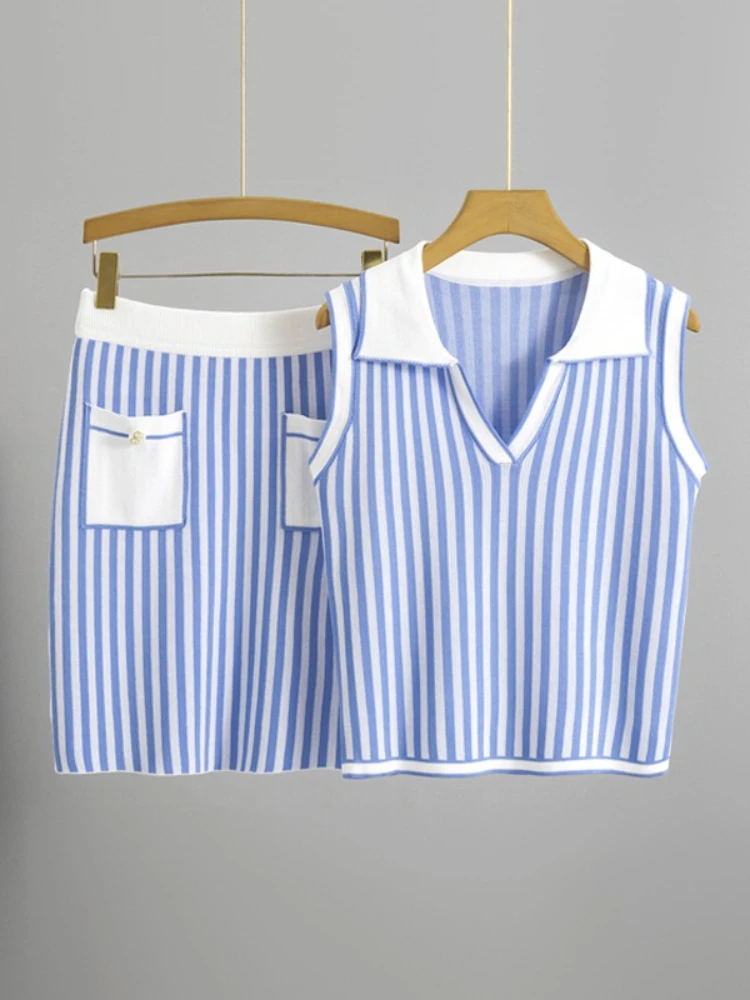 

2025 New Summer Fashion Casual Knitted Blue Striped Crop Vest Mini Pocket Skirt Temperament Commuting Two Piece Set